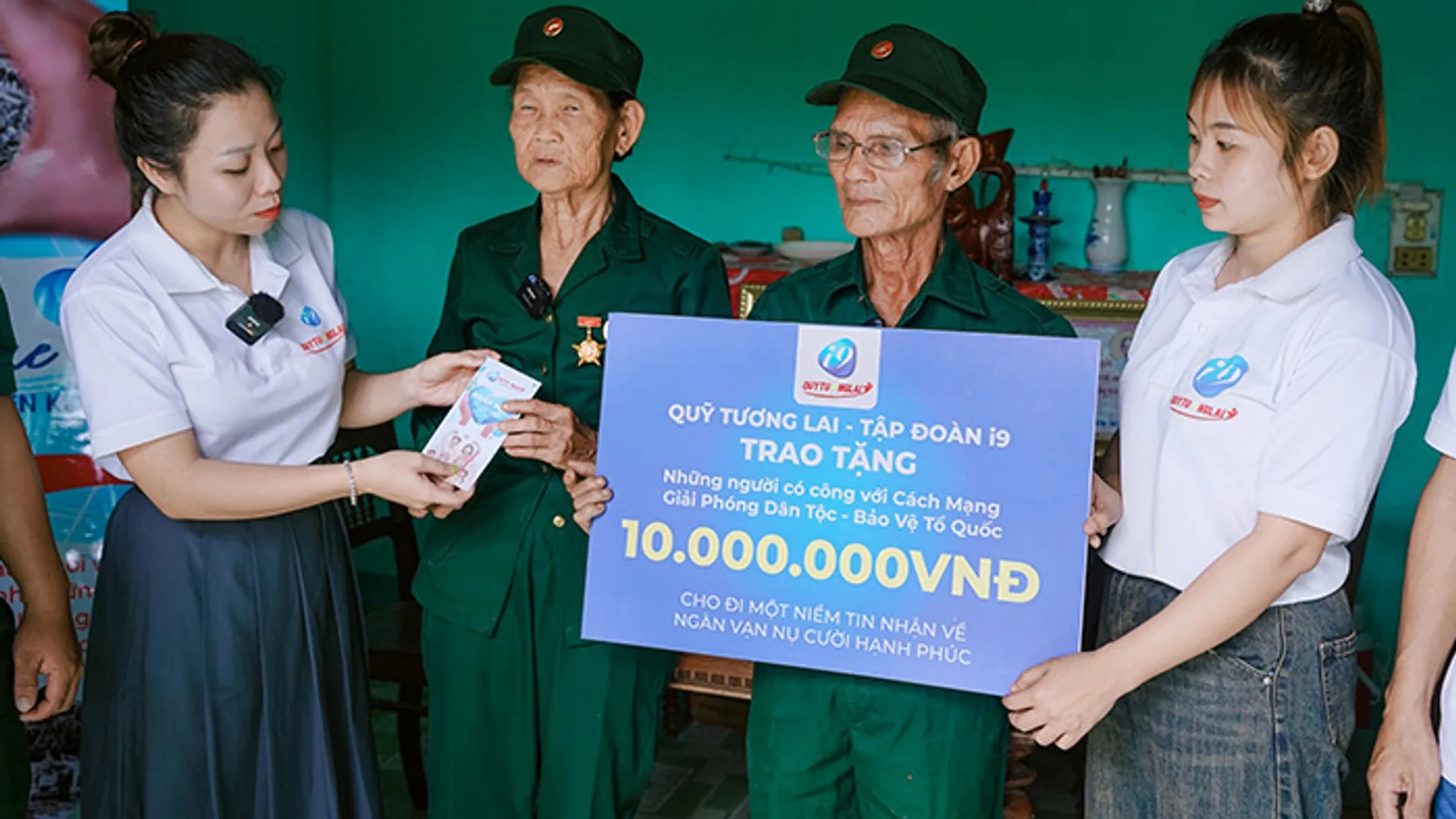 Hình ảnh minh họa hỗ trợ đăng nhập hi8823